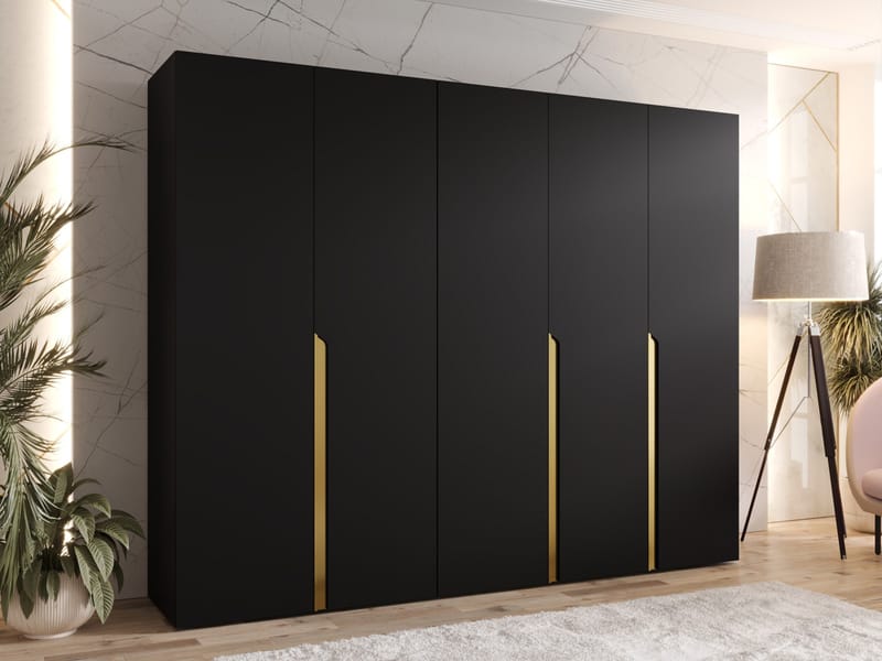 Milias Garderob 250x202 cm - svart, guld - Förvaring - Klädförvaring - Garderob & garderobssystem - Klädskåp & fristående garderob