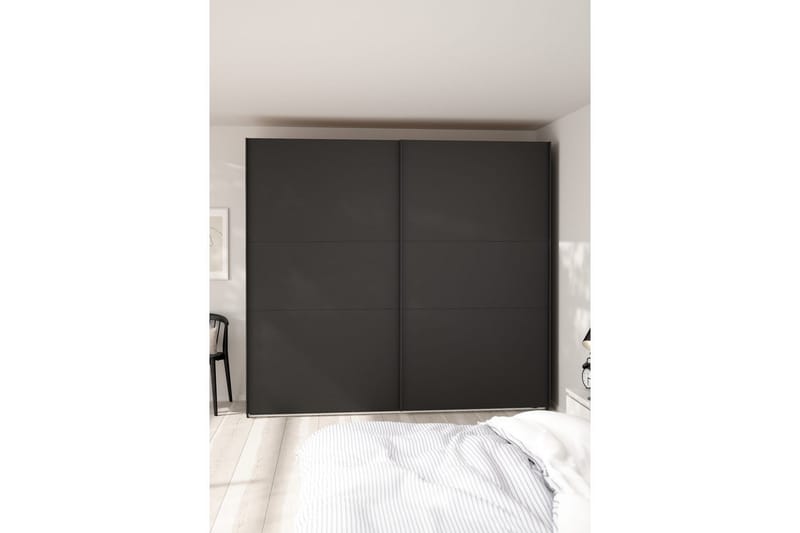 Takeru Garderob 244x221 cm - Svart - Förvaring - Klädförvaring - Garderob & garderobssystem