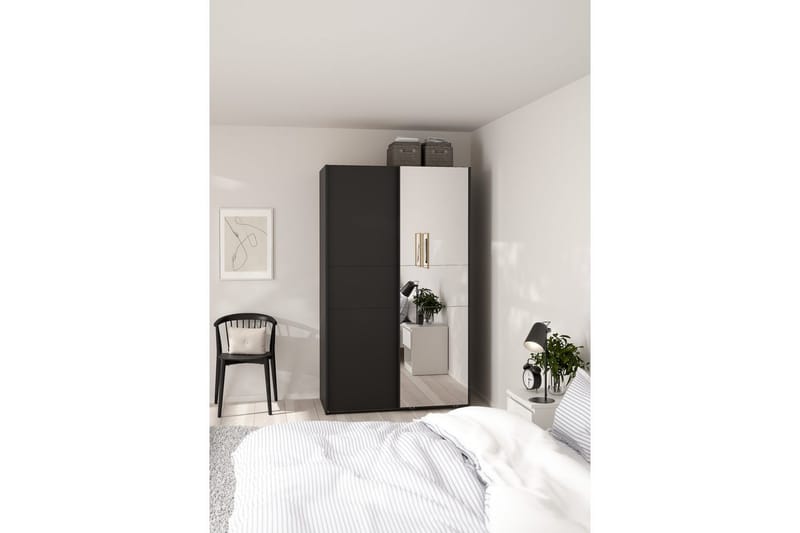 Takeru Garderob med Spegel 119x200 cm - Svart - Förvaring - Klädförvaring - Garderob & garderobssystem