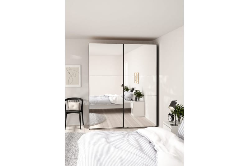 Takeru Garderob med Spegel 179x220 cm - Svart - Förvaring - Klädförvaring - Garderob & garderobssystem