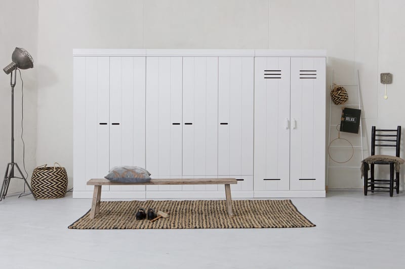 Varius Garderob 140 cm 3 Dörrar 3 Lådor - Vit Tall - Förvaring - Klädförvaring - Garderob & garderobssystem