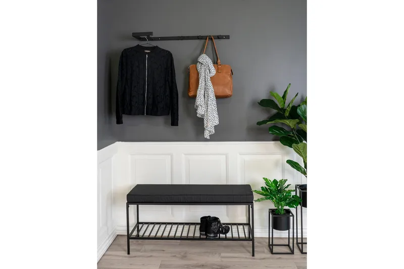 Trentola Klädhängare - Svart - Förvaring - Klädförvaring - Klädhängare - Kroklist & Klädkrokar