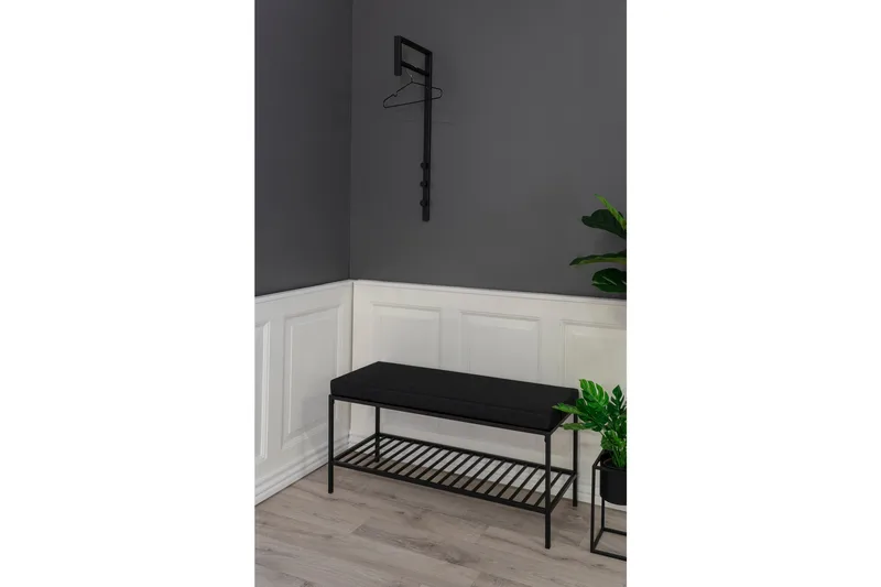 Trentola Klädhängare - Svart - Förvaring - Klädförvaring - Klädhängare - Kroklist & Klädkrokar