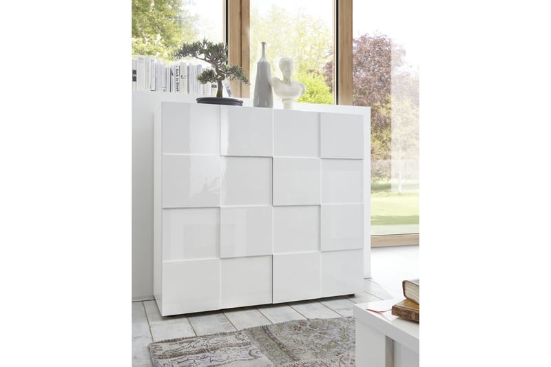 Dama Highboard 121 cm - Vit Högglanslack - Förvaringsskåp