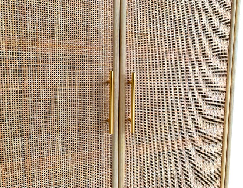 Skåp i trä och natur / rotting - React - Ljus ek / Mässing - Förvaring - Skåp - Förvaringsskåp