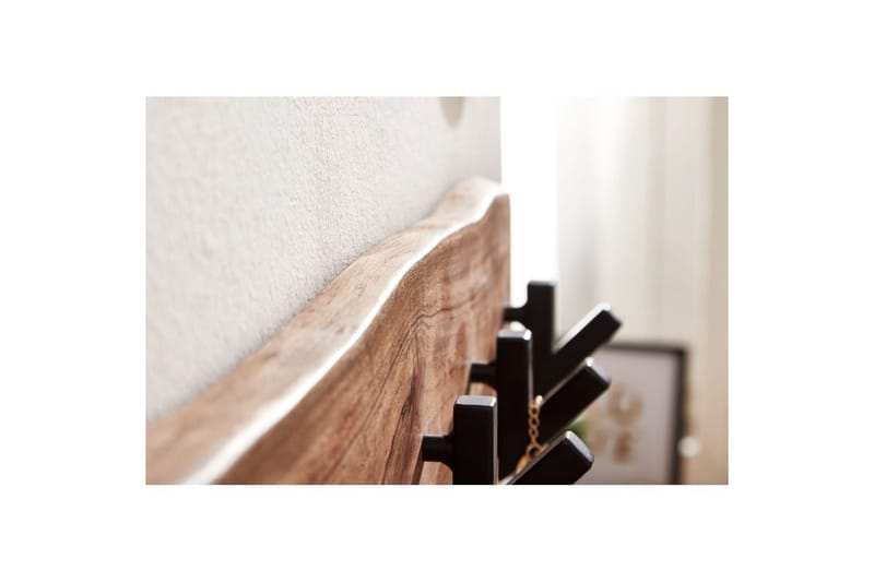 Kapprum Wohnling Väggmonterad klädhängare med 8 metallkrokar, knuttigt massivt trä - Förvaring - Klädförvaring - Klädhängare