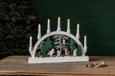 Adventsljusstake Forest Friends 45x33 cm 7 ljus Batteridriven - Vit / Grön / Brun - Inredning - Julpynt & helgdekoration - Julpynt & juldekoration