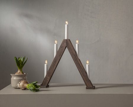 Albo Ljusstake 34 cm - valnötsbrun - Inredning - Julpynt & helgdekoration - Julpynt & juldekoration