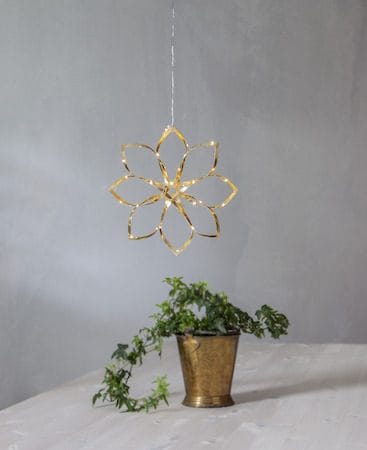 Amaze Liten Hängande Jullampa 30 cm - Adventsstjärna i Metall - Guld - Inredning - Julpynt & helgdekoration - Julpynt & juldekoration