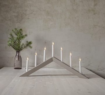 Arrow Stor Adventsljusstake 69 cm - Elljusstake i Trä för Fönster - Ljusgrå - Inredning - Julpynt & helgdekoration - Julpynt & juldekoration