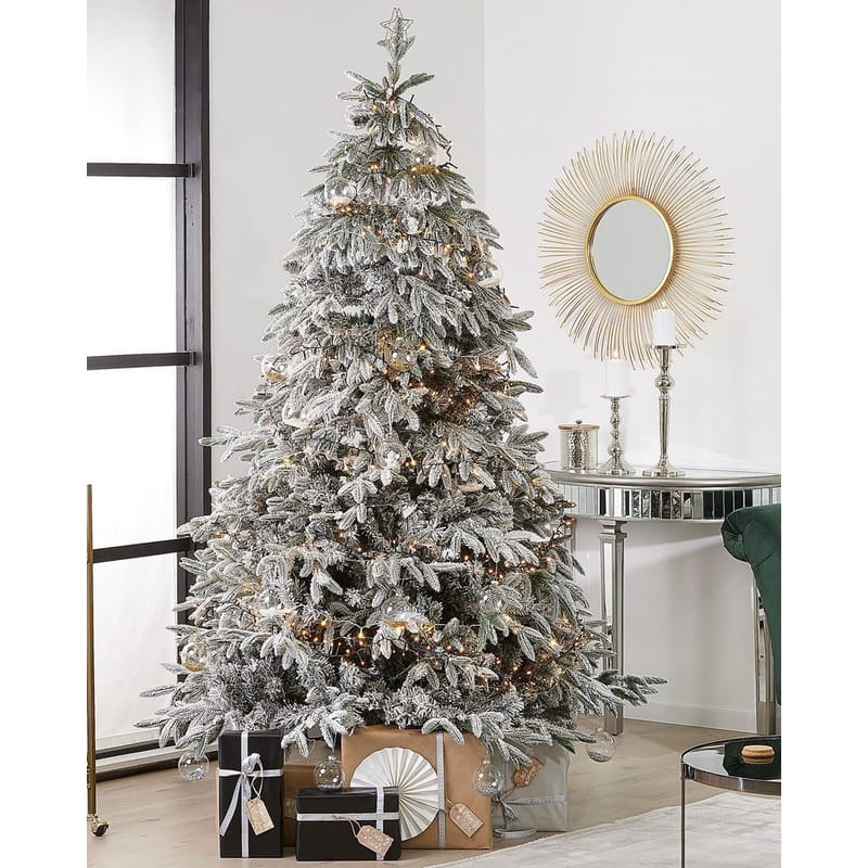 Bassie Snöig Plastgran 210 cm - Vit/Grön - Inredning - Julpynt & helgdekoration - Julpynt & juldekoration - Plastgran