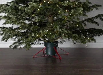 Granig Julgransfot 57 cm - grön/röd - Inredning - Julpynt & helgdekoration - Julpynt & juldekoration