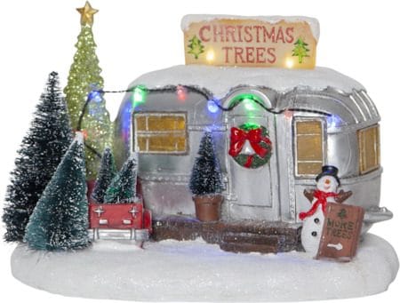 Merryville Juldekoration Husvagn med Granar 25x17 cm LED med Timer, Silver|Vit|Grön