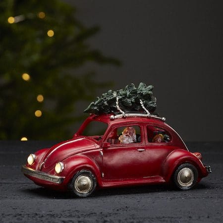 Merryville Juldekoration Tomte med Bil 25,5x14,5 cm LED - Röd|Grön - Inredning - Julpynt & helgdekoration - Julpynt & juldekoration - Julängel & julfigur