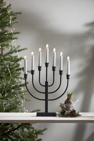 Kristina Adventsljusstake 31 cm - Ljusstake i Metall för Advent - Svart - Inredning - Julpynt & helgdekoration - Julpynt & juldekoration