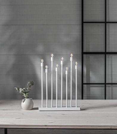 Ladda Adventsljusstake 29 cm - Elljusstake i Metall för Fönster - Vit - Inredning - Julpynt & helgdekoration - Julpynt & juldekoration