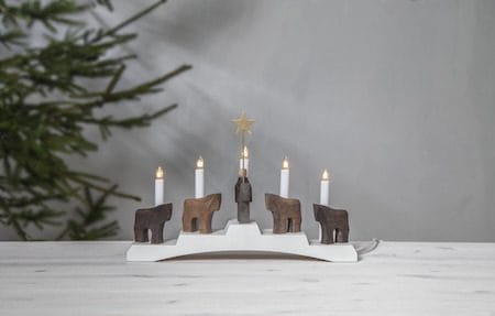 Ljusstake Staffans F ålar 45x29 cm Trä 5 ljus E10 - Vit / Brun - Inredning - Julpynt & helgdekoration - Julpynt & juldekoration