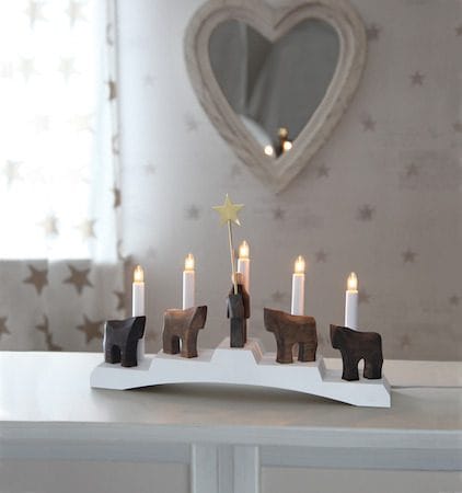 Ljusstake Staffans Fålar 45x29 cm Trä 5 ljus E10 - Vit / Brun - Inredning - Julpynt & helgdekoration - Julpynt & juldekoration