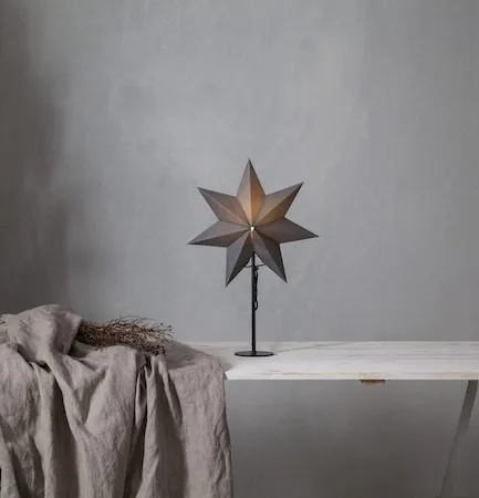 Mixa Adventsstjärna på Fot 50 cm - Jullampa i papper & metall - Grå med svart fot - Inredning - Julpynt & helgdekoration - Julpynt & juldekoration