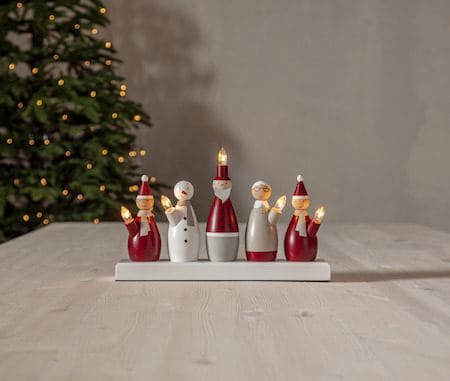 Tomtefamilj Ljusstake 33.5 cm - flerfärgad - Inredning - Julpynt & helgdekoration - Julpynt & juldekoration