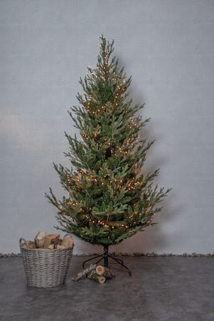 Konstgjord Julgran Uppsala 210 cm - Grön - Inredning - Julpynt & helgdekoration - Julpynt & juldekoration - Plastgran