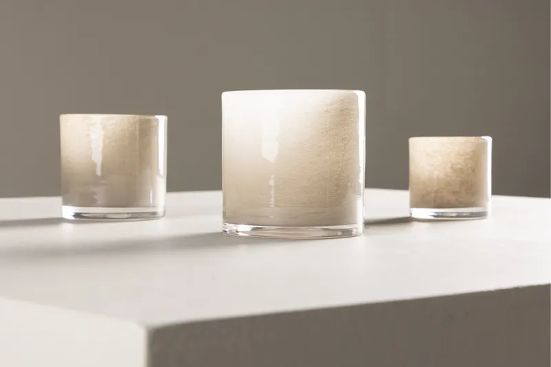 Glora Ljuslykta 12x12 cm - Beige - Inredning - Ljus & dofter - Ljusstake & ljuslykta