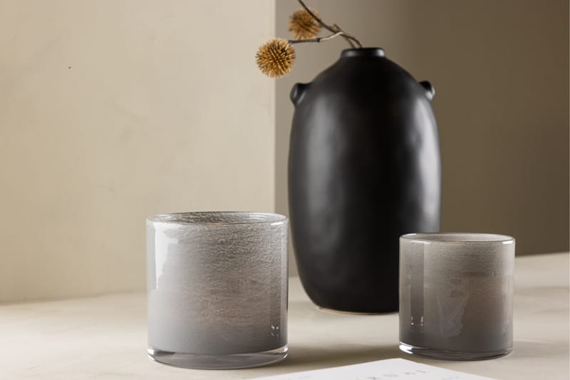 Glora Ljuslykta 12x12 cm - Ljusgrå - Inredning - Ljus & dofter - Ljusstake & ljuslykta