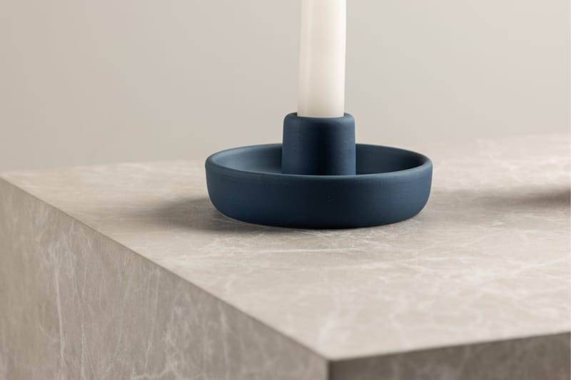 Otis Ljusstake 11x5 cm - Mörkblå - Inredning - Ljus & dofter - Ljusstake & ljuslykta - Kandelaber & bordsljusstake