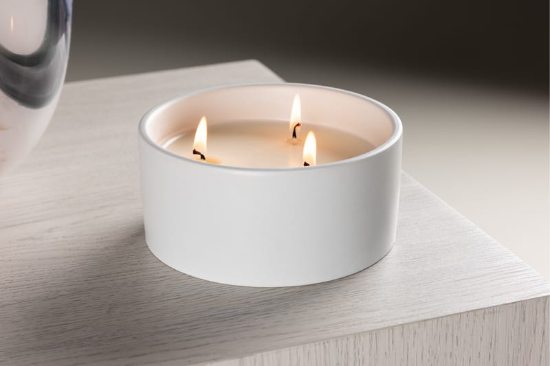 Douglas Doftljus - Offwhite - Inredning - Ljus & dofter - Stearinljus - Doftljus