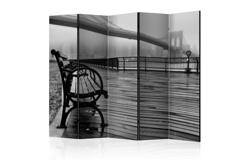 Rumsavdelare - A Foggy Day on the Brooklyn Bridge 225x172, Artgeist sp. z o. o.