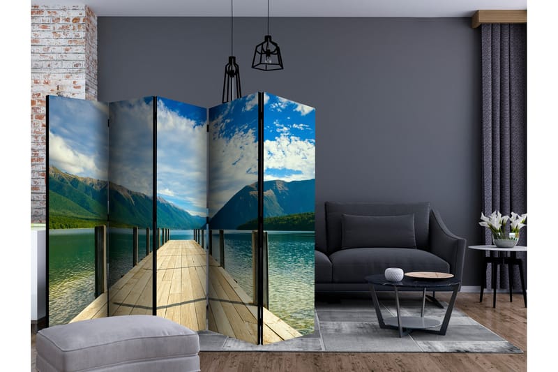 Rumsavdelare - Mountain lake bridge II 225x172 - Artgeist sp. z o. o. - Inredning - Rumsavdelare - Vikskärm