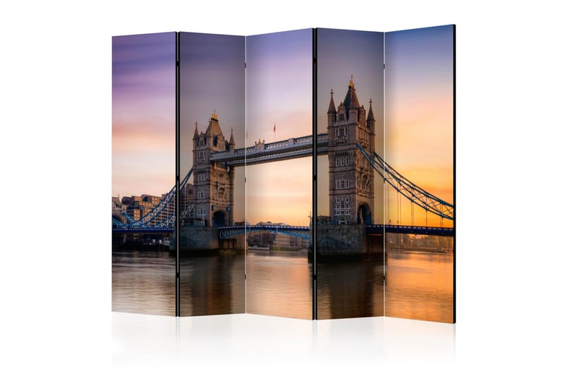 Rumsavdelare - Tower Bridge at dawn II 225x172 - Artgeist sp. z o. o. - Inredning - Rumsavdelare - Vikskärm