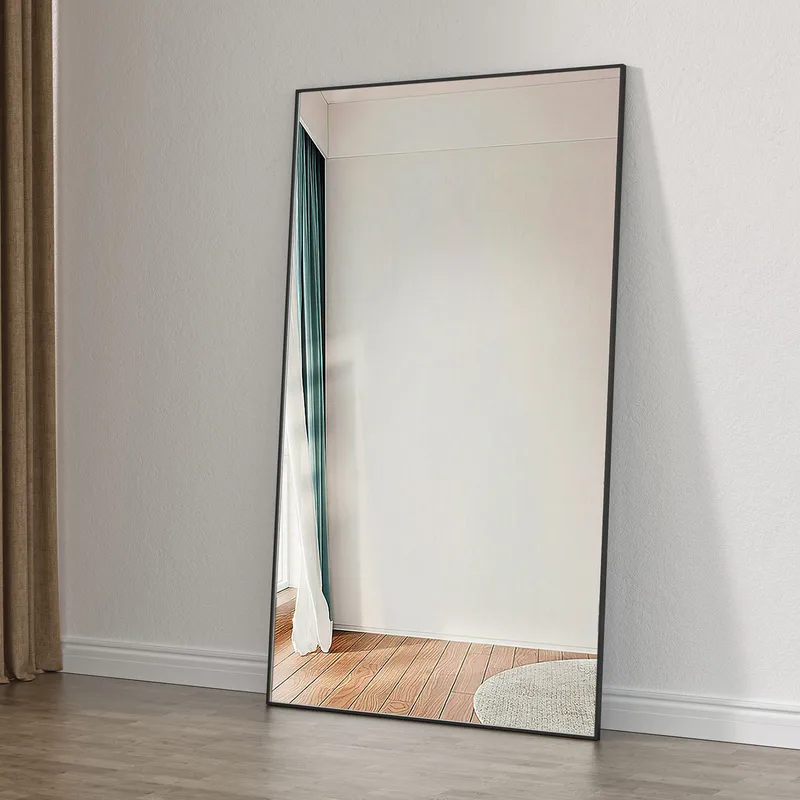 Stor helkroppsspegel 110x210cm | Svart aluminiumram | BLANCHE - Inredning - Speglar - Helkroppsspegel