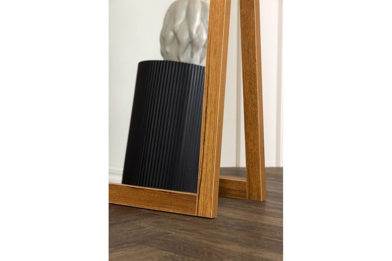 Vägghängd spegel Sebring - Valnöt - Inredning - Speglar - Väggspegel