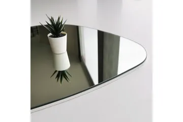 Asymmetrisk Spegel 67x85 cm - Svart - Inredning - Speglar - Väggspegel