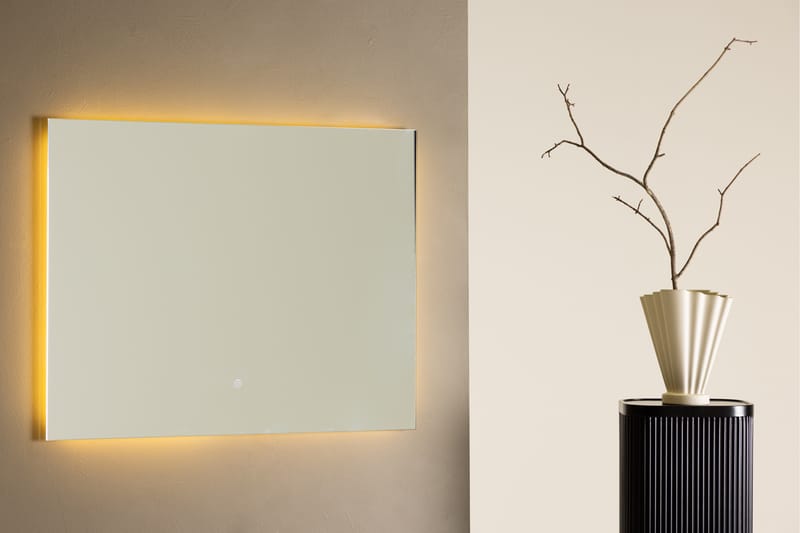 Bridgeport Vägghängd Spegel 70x90 cm Silver - Venture Home - Inredning - Speglar - Väggspegel