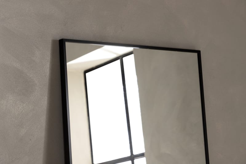 Dalton Spegel 110 cm - Svart - Inredning - Speglar - Väggspegel