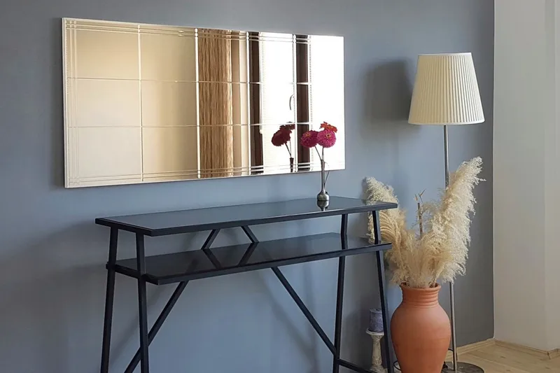 Raliyah Dekorationsspegel 62 cm, Silver