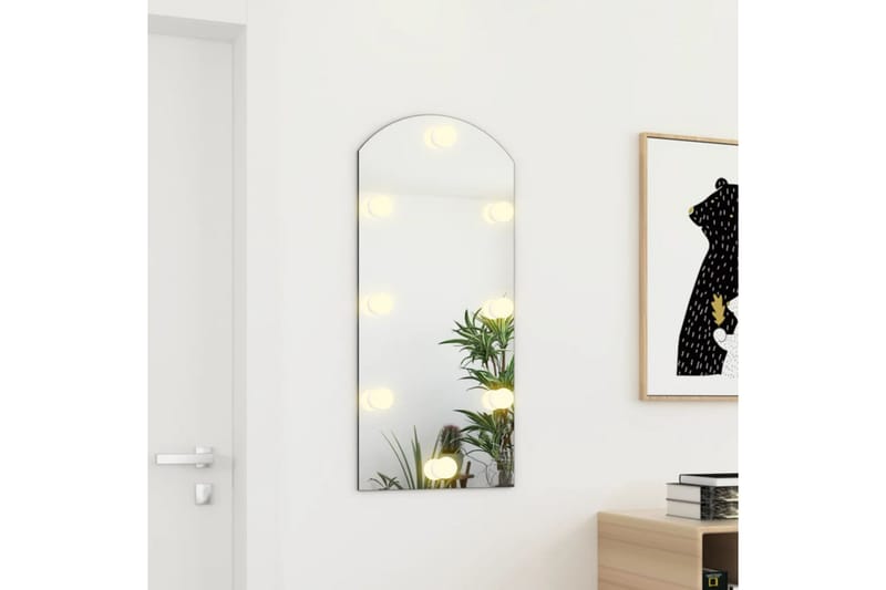 Spegel med LED-lampor 90x45 cm glas valvformad (335864+32608 - Silver - Inredning - Speglar - Väggspegel