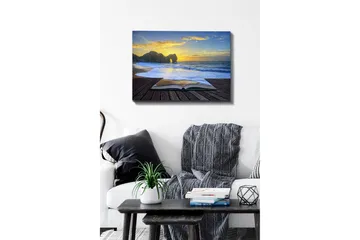 Canvastavla - Öppen bok med en strand och solnedgång i bakgrunden - Blå / Gyllene / Beige - Inredning - Tavlor & konst - Canvastavlor