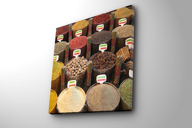 Canvastavla 45x45 cm - Färgglada kryddburkar i en marknadsställning - Röd / Gul / Brun - Inredning - Tavlor & konst - Canvastavlor