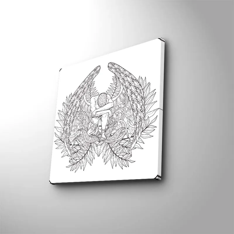 Canvastavla 45x45 cm - Fantasifullt motiv med en figur omgiven av stora, detaljerade vingar och växtlighet - Svart / Grå / Vit - Inredning - Tavlor & konst - Canvastavlor