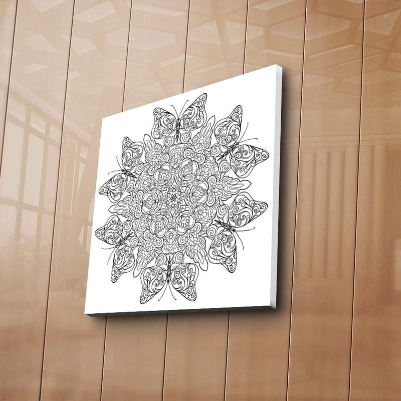 Canvastavla 45x45 cm - Intrikat mandala med fjärilar och blommor - Svart / Vitt - Inredning - Tavlor & konst - Canvastavlor