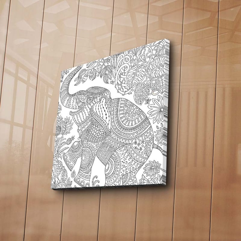 Canvastavla 45x45 cm - Mönstrad elefant omgiven av blommor och bladverk - Svart / Vitt - Inredning - Tavlor & konst - Canvastavlor