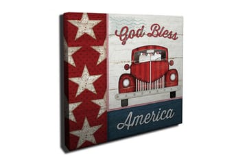 Canvastavla 45x45 cm - Röd vintagebil med amerikanska stjärnor och texten God Bless America - Röd / Vit / Blå - Inredning - Tavlor & konst - Canvastavlor