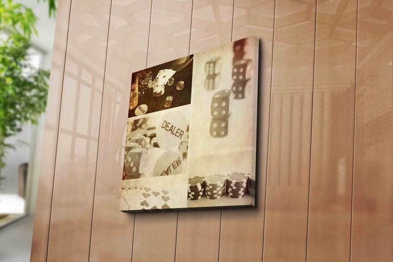 Canvastavla 45x45 cm - Spelrelaterad komposition med tärningar och spelmarker - Grå / Vit / Beige - Inredning - Tavlor & konst - Canvastavlor