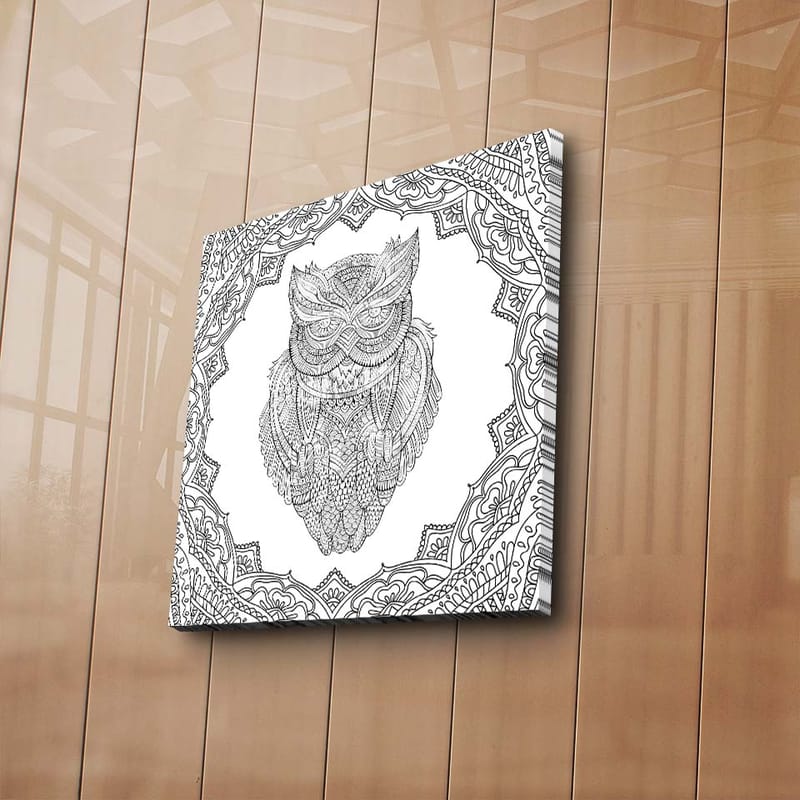 Canvastavla 45x45 cm - Uggla i detaljerad linjeteckning omgiven av ornamentala mönster - Svart / Vitt - Inredning - Tavlor & konst - Canvastavlor