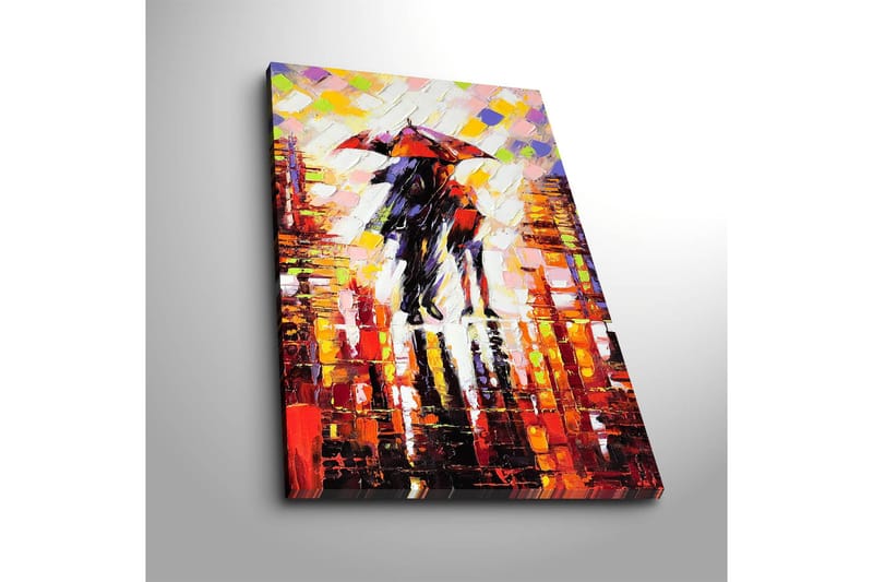 Canvastavla 45x70 cm - Par med paraplyer i regnig stadsmiljö - Röd / Svart / Orange - Inredning - Tavlor & konst - Canvastavlor
