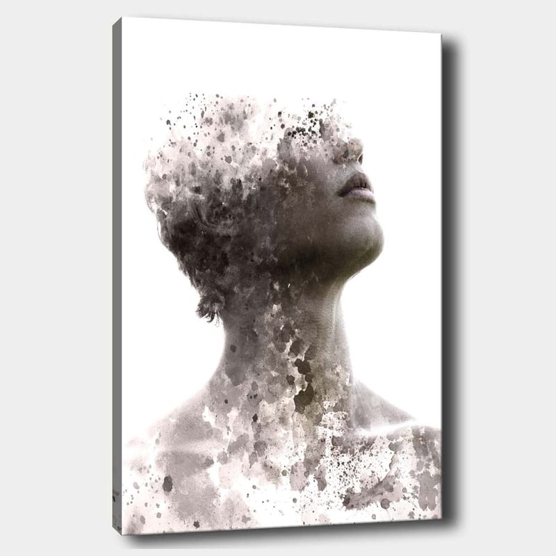 Canvastavla 70x100 cm - Abstrakt porträtt av en person där ansiktet gradvis försvinner i en dimma av färg och form, Grå / Svart / Vit