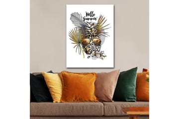 Canvastavla 70x100 cm - Ananas med solglasögon omgiven av tropiska växter och blommor, med texten Hello Summer - Guld / Grön / Vit - Inredning - Tavlor & konst - Canvastavlor